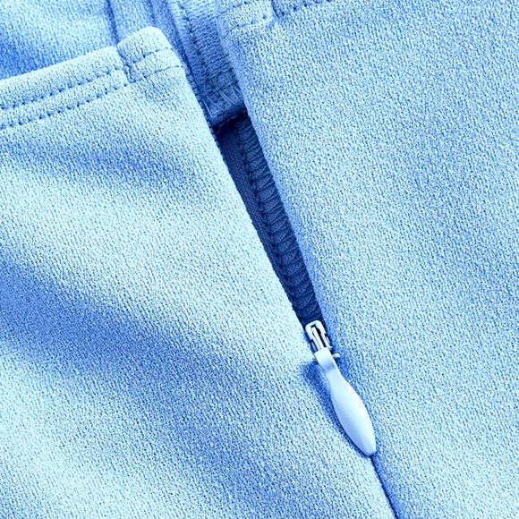 Belle Split Back Bodycon Dress - Picture 3 of 4